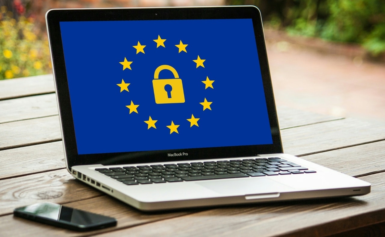 Laptop met privacy-icoon