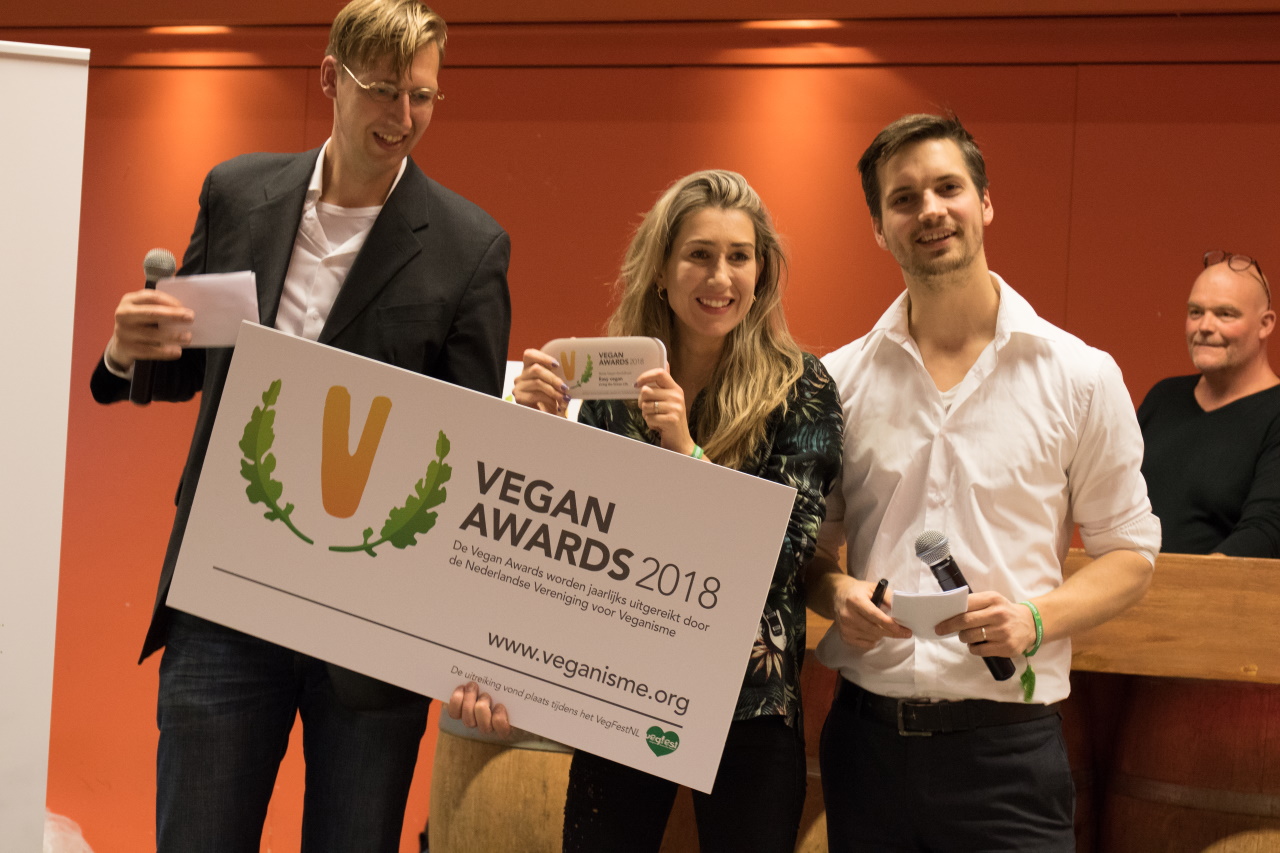 vegan-awards-2018-boek-easy-vegan Winnaar van de Vegan Awards 2018, categorie Beste vegan (kook)boek: Easy Vegan, Living the Green Life