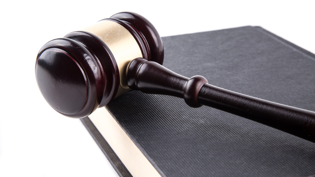 een voorzittershamer