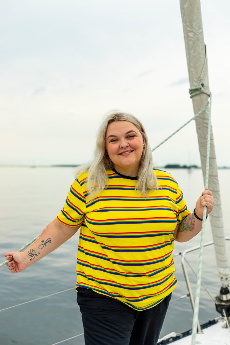 Sidney_vegankalender_220821_credit_gekebosch_@geke.photography_gekebosch.nl-17 (Custom) Sidney op een boot